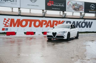 Przejazd Alfa Romeo Giulia Quadrifoglio jako kierowca