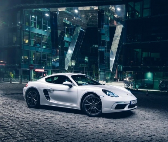 Przejazd Porsche 718 Cayman jako kierowca